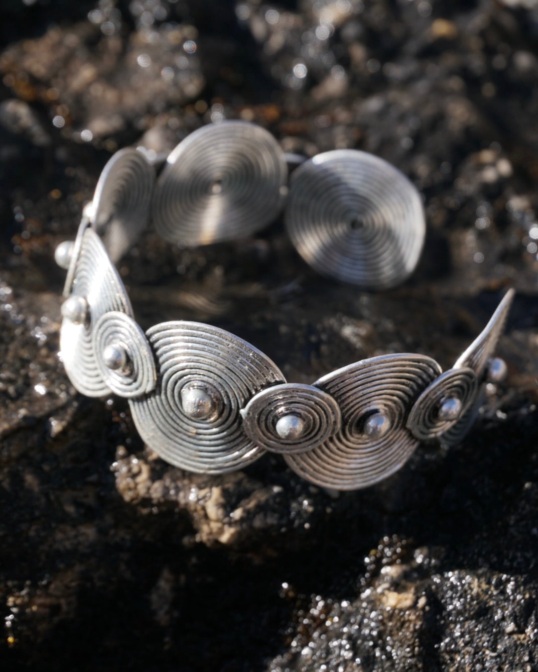 Handcrafted Miao Silver Bracelet – Traditional Ethnic Jewelry with Cultural Significance