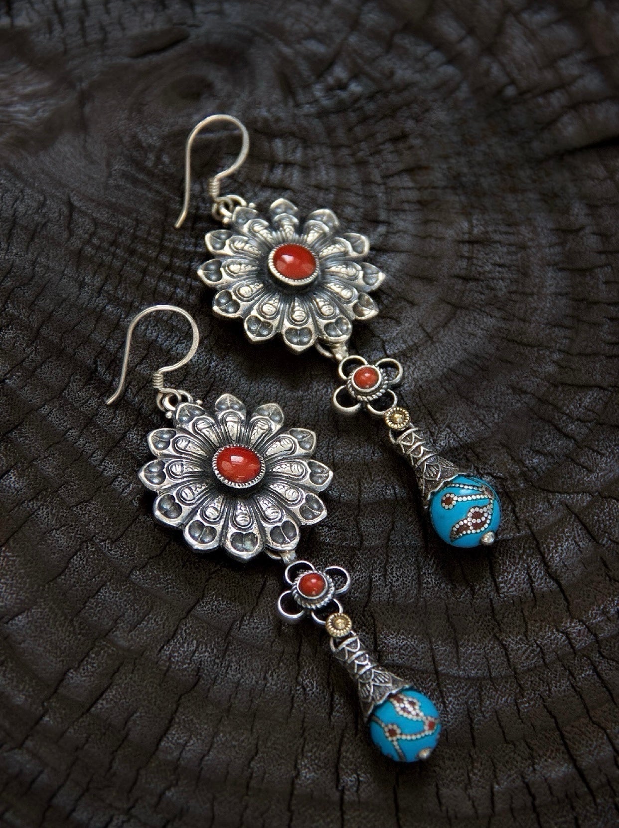 Handcrafted Blue Turquoise Earrings – Natural Gemstone Jewelry with Tibetan Craftsmanship