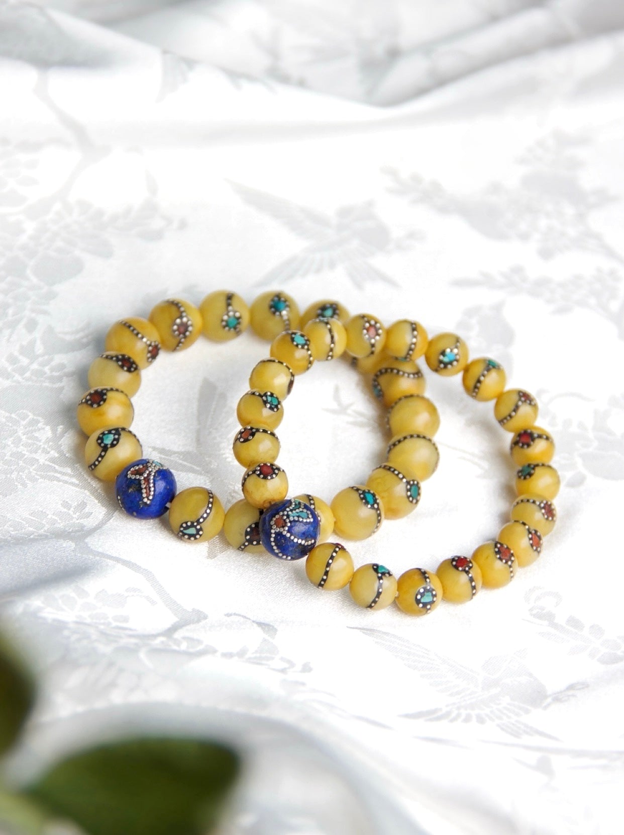 Beeswax Amber Bracelet (9mm)