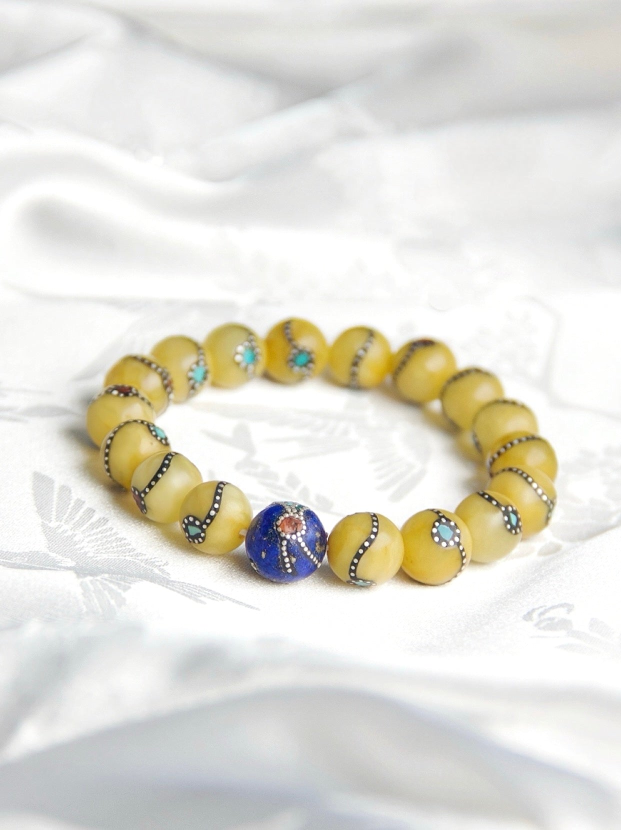 Beeswax Amber Bracelet (10mm)