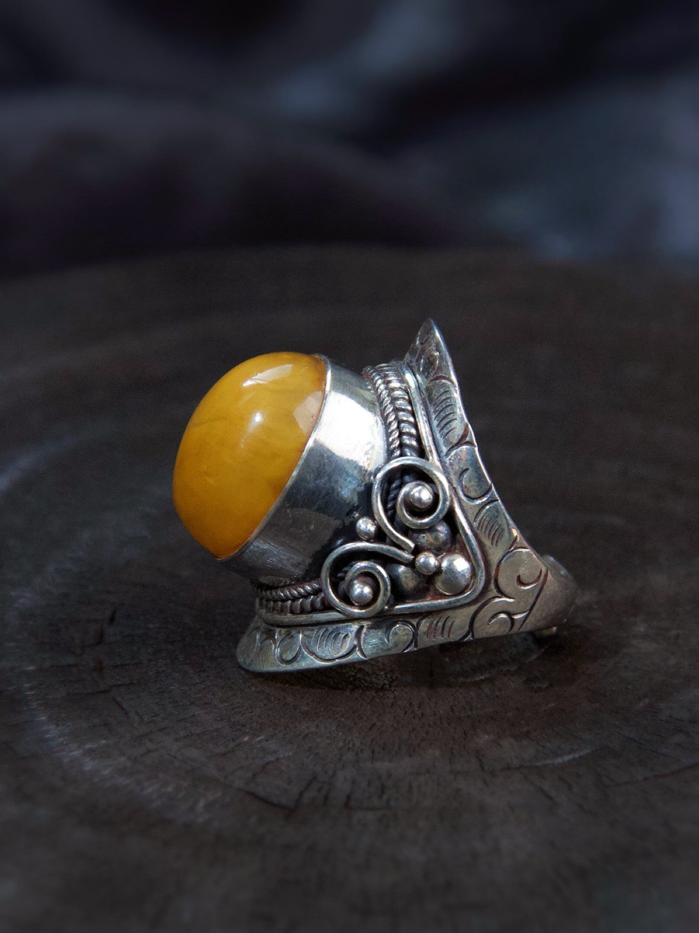 Old Beeswax Amber Ring