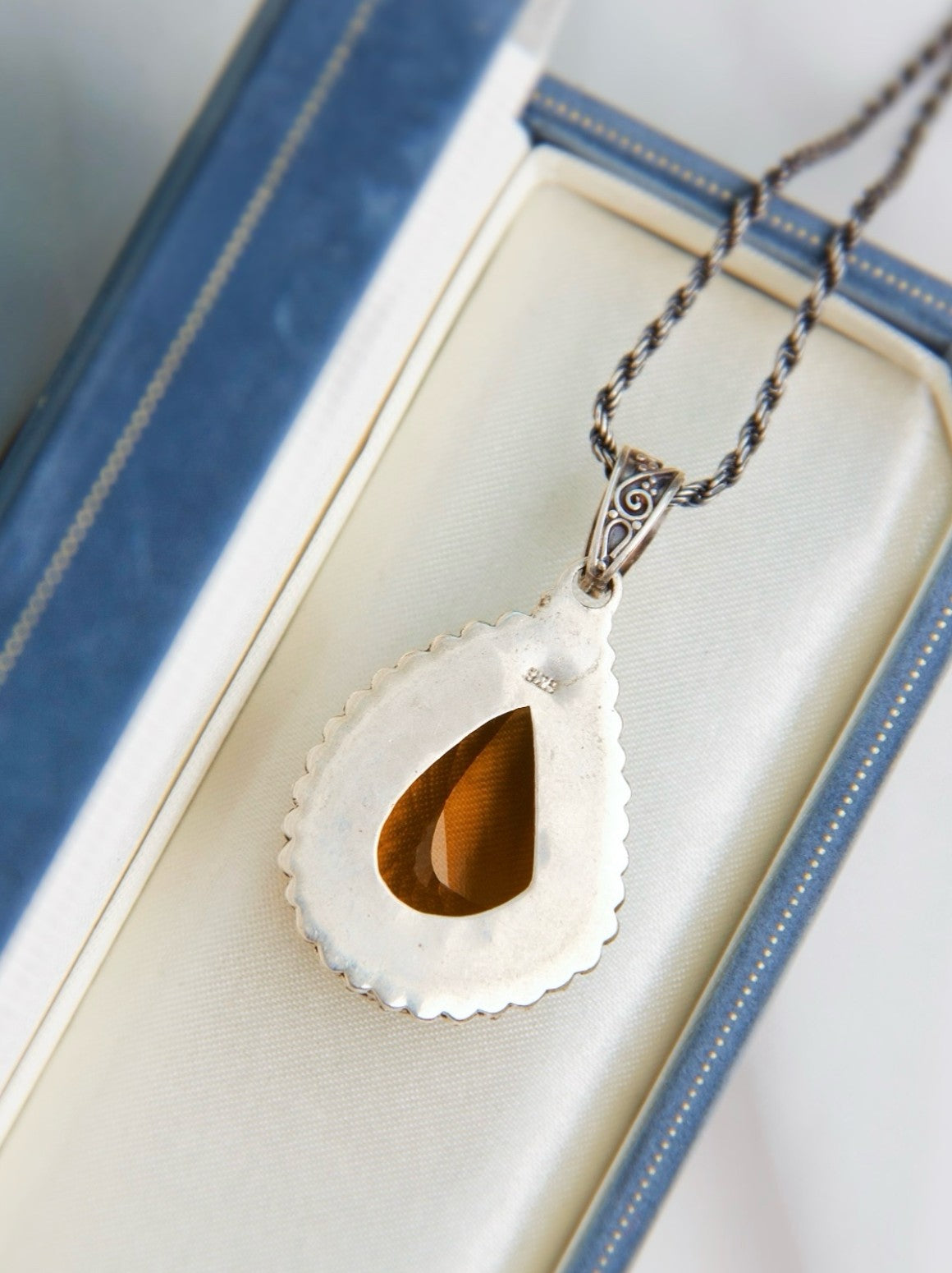 Handcrafted Citrine Crystal Necklace – Natural Gemstone Jewelry with Healing Properties