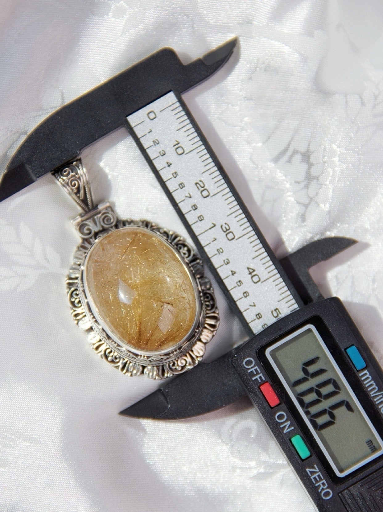Vintage Crystal Necklace - Sustainable Jewelry
