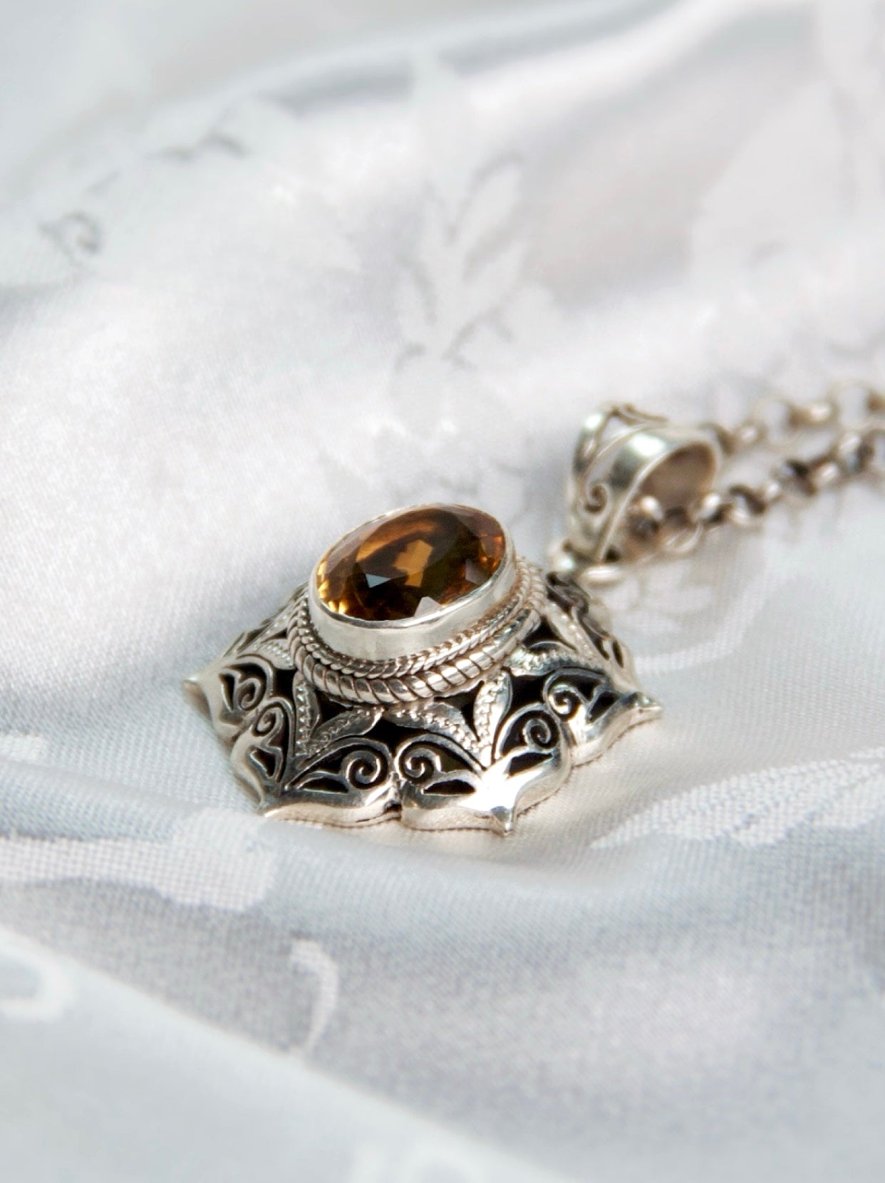 Vintage Crystal Necklace Healing Crystal Jewelry