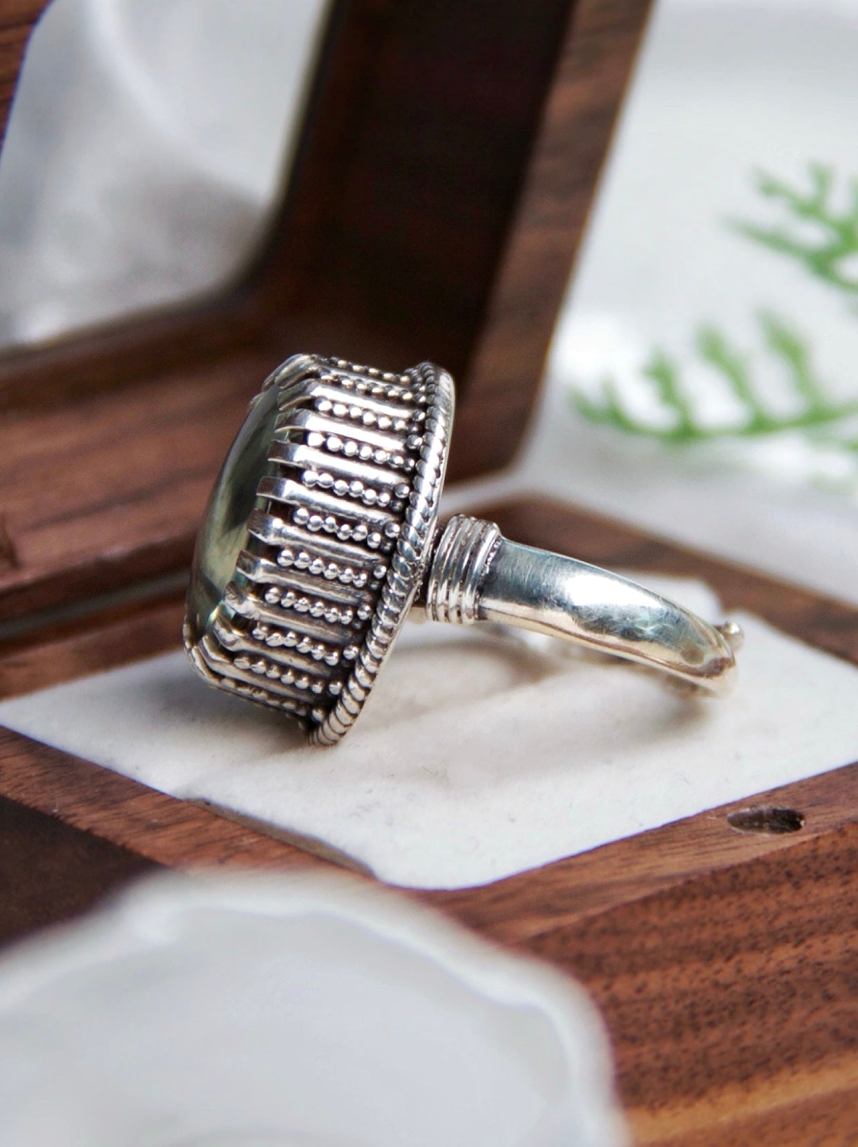Vintage Green Quartz Ring