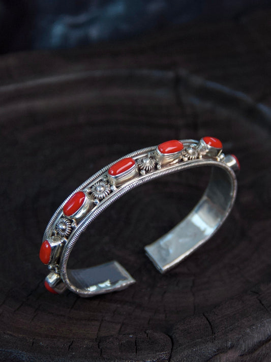 Natural Red Coral Bangle – Healing & Protective Gemstone Jewelry from Tibetan Craftsmanship